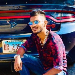 Meet your Posher, Mohamad